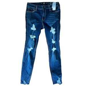 Hollister California Mid-Rise Super Skinny with Smoothing Pockets